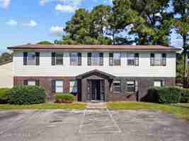 featured image of 102 Ravenwood Dr #B