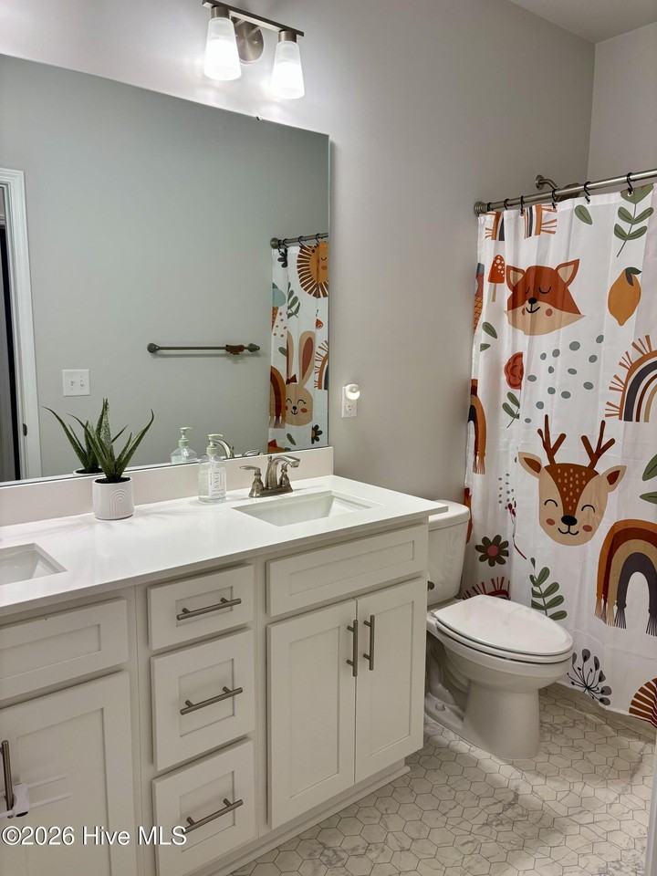 713 Greenwich Pl - Photo 6 of 6