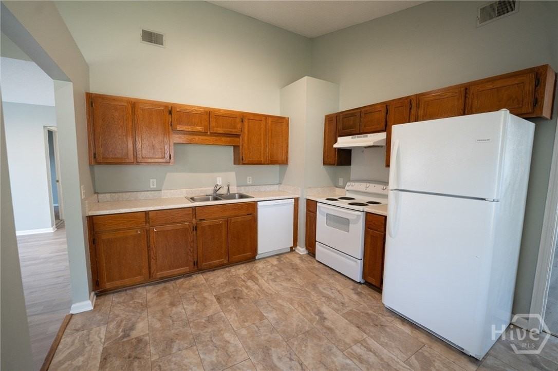 148 Finn Cir - Photo 7 of 32