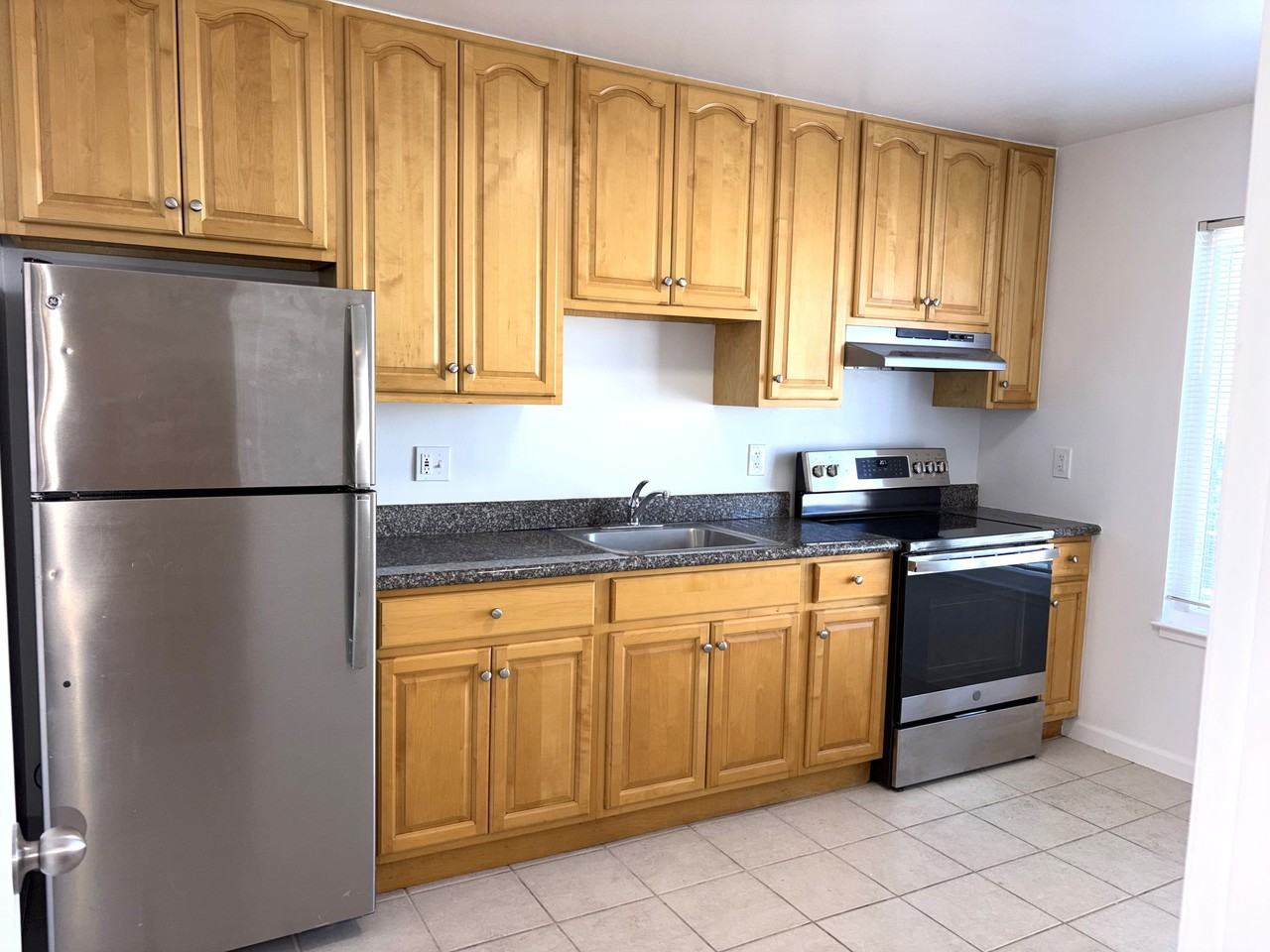 400 25th Avenue #1 - Photo 4 of 9