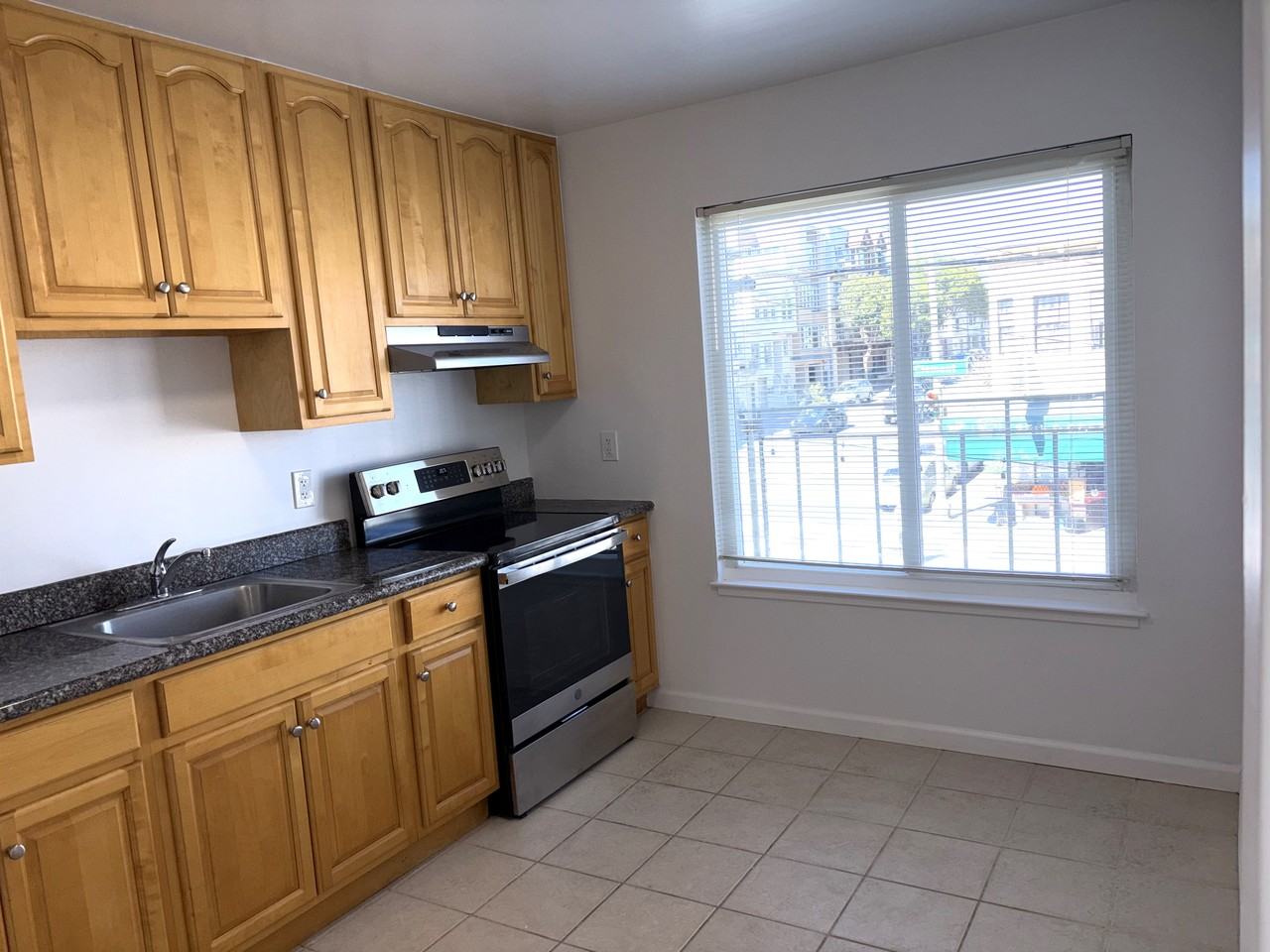 400 25th Avenue #1 - Photo 7 of 9