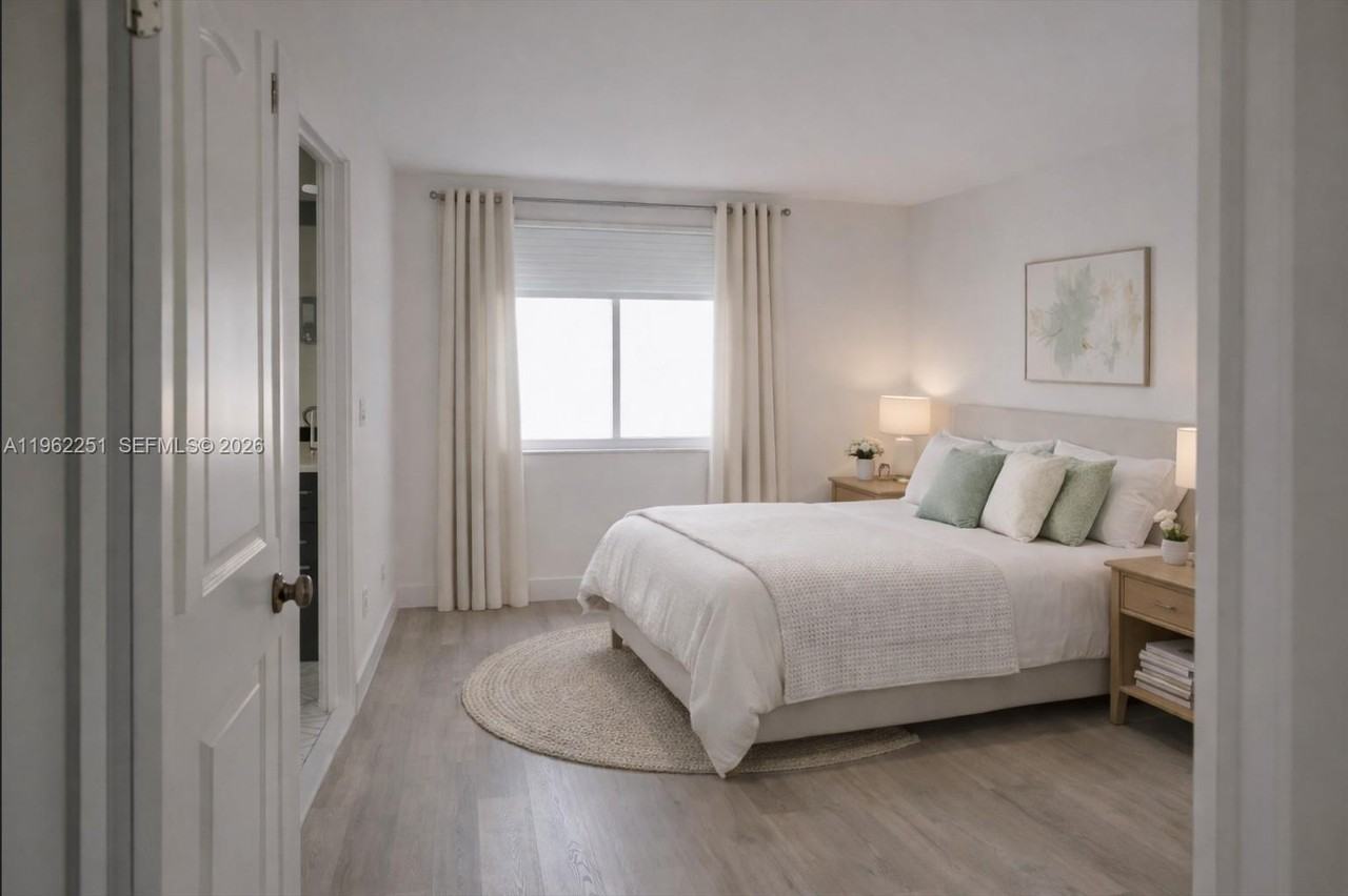 955 Egret Circle #310 - Photo 5 of 19