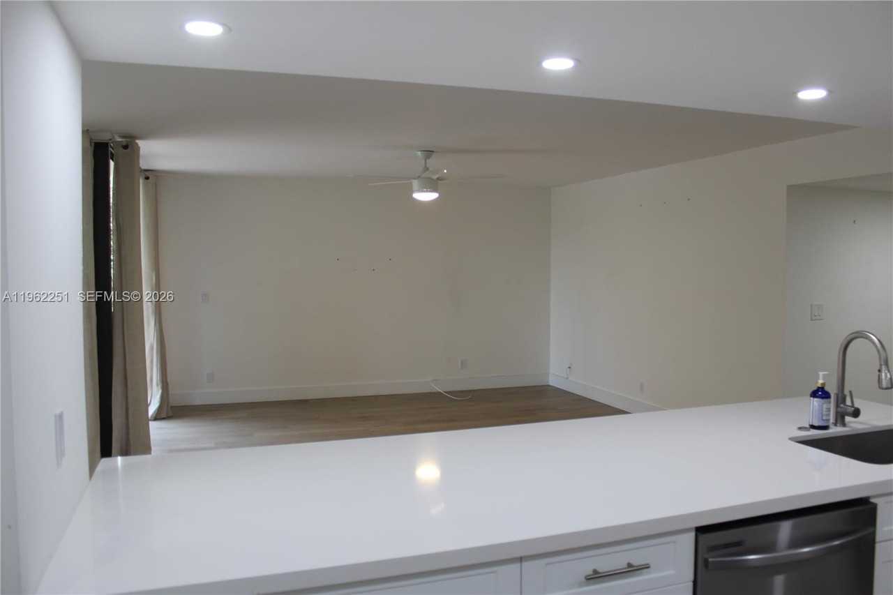 955 Egret Circle #310 - Photo 6 of 19