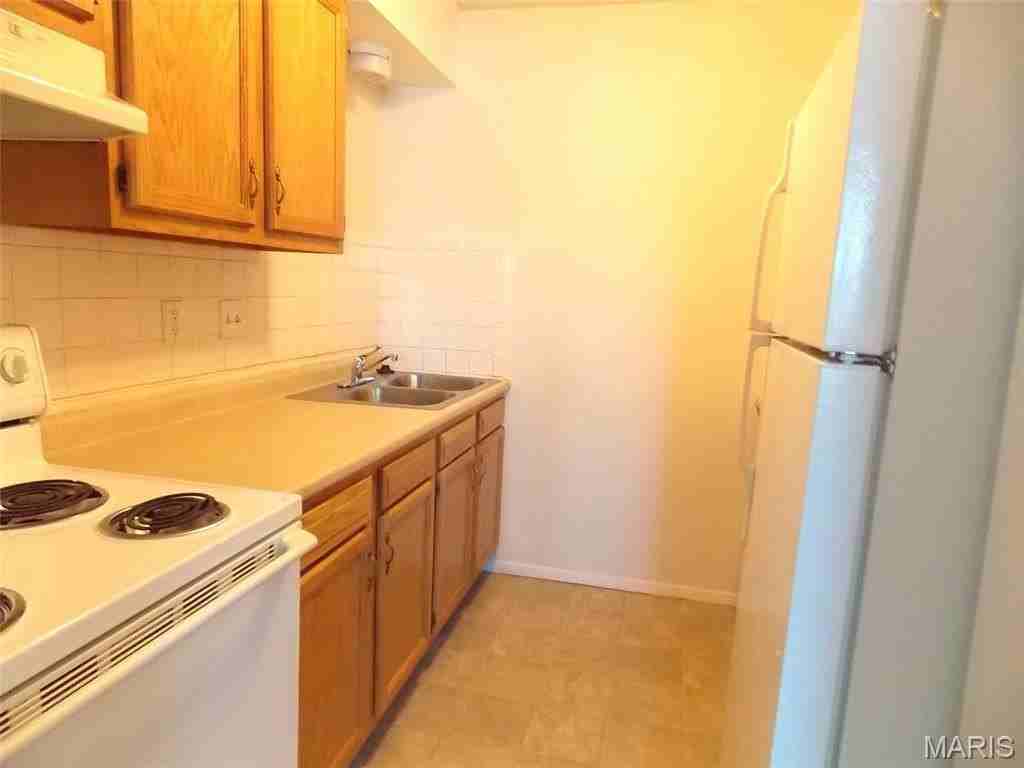 18 N 44th St #10 - Photo 3 of 8