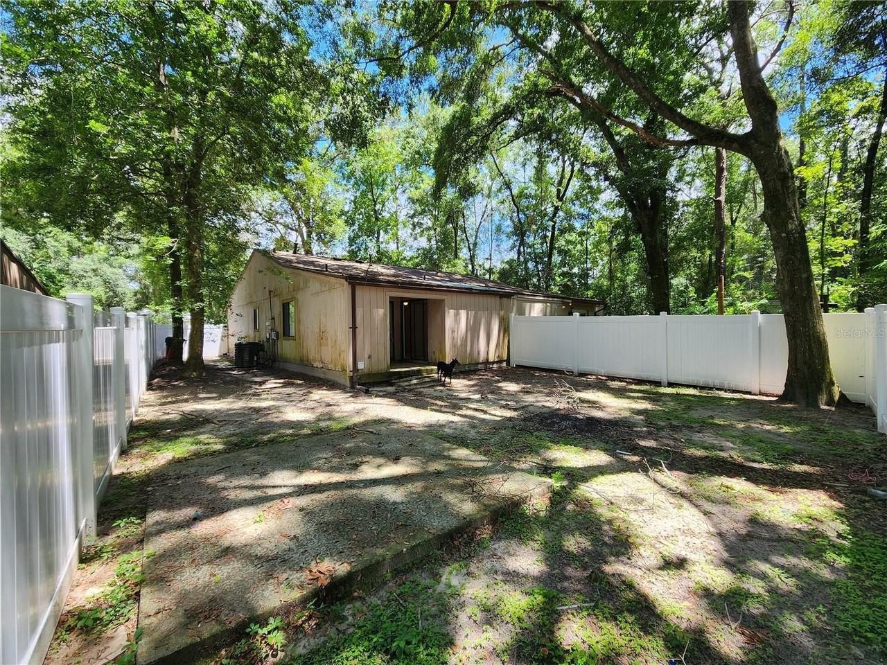 2018 Sw 70th Ter - Photo 3 of 39