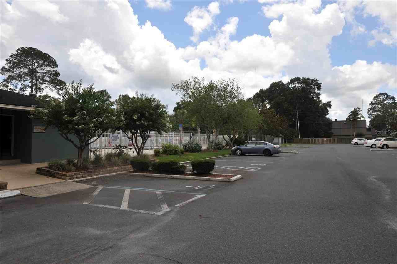 501 Sw 75th St #A14 - Photo 4 of 36