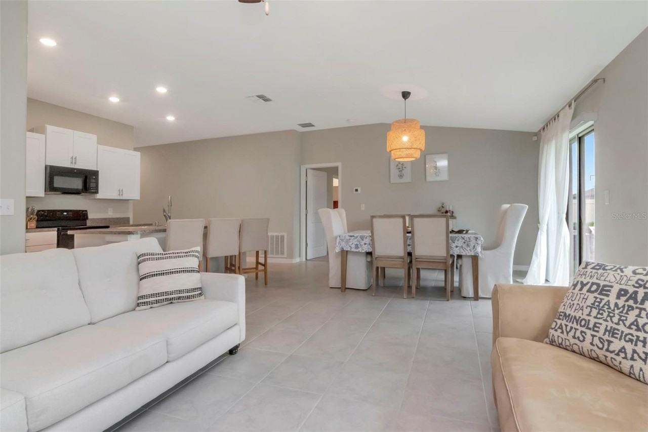 11527 Sage Canyon Dr - Photo 5 of 25