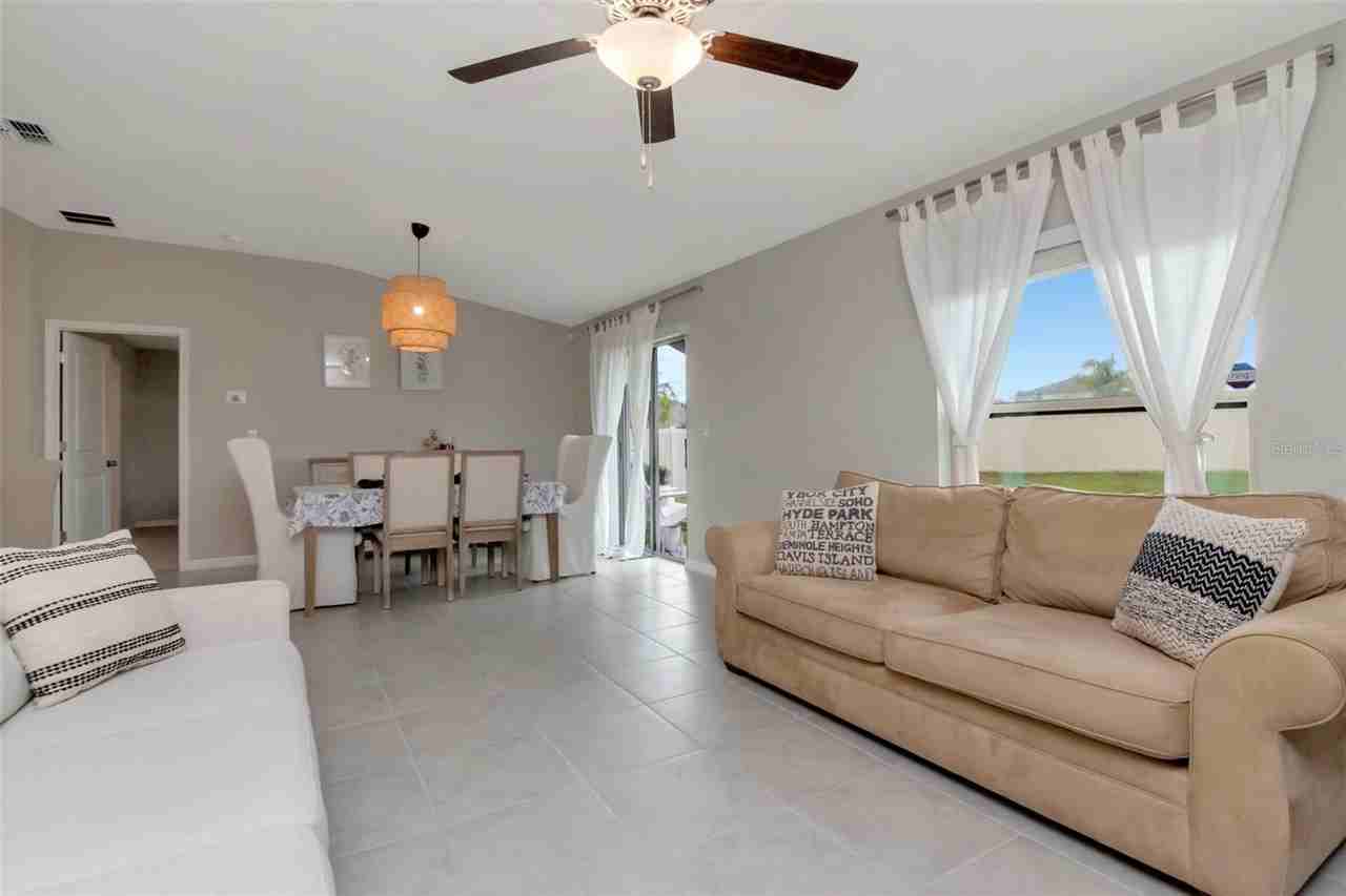 11527 Sage Canyon Dr - Photo 6 of 25