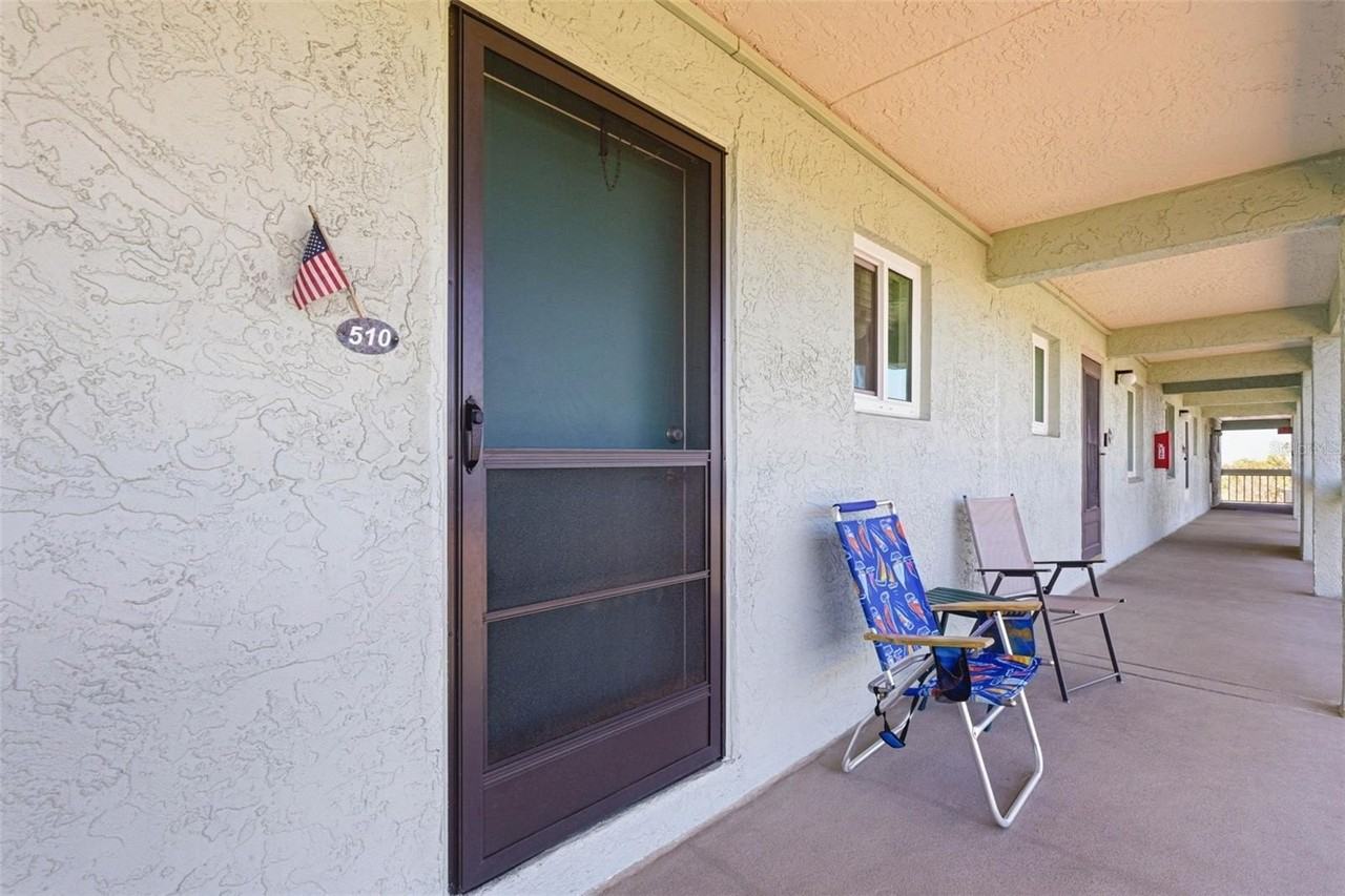 801 83rd Ave N #510 - Photo 4 of 42