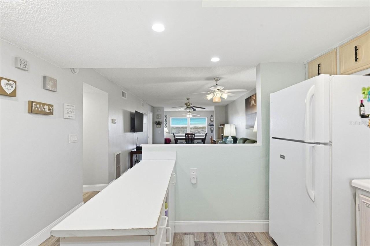 801 83rd Ave N #510 - Photo 6 of 42