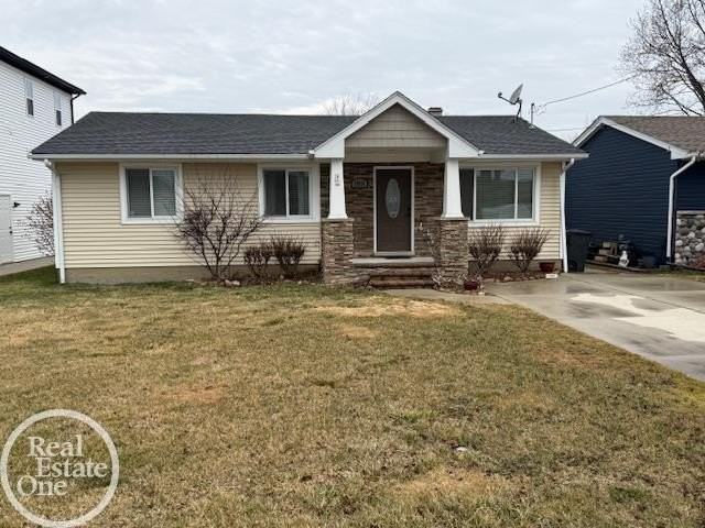 45961 Edgewater Dr - Photo 2 of 32