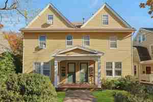 featured image of 105 S Broadway Unit 104