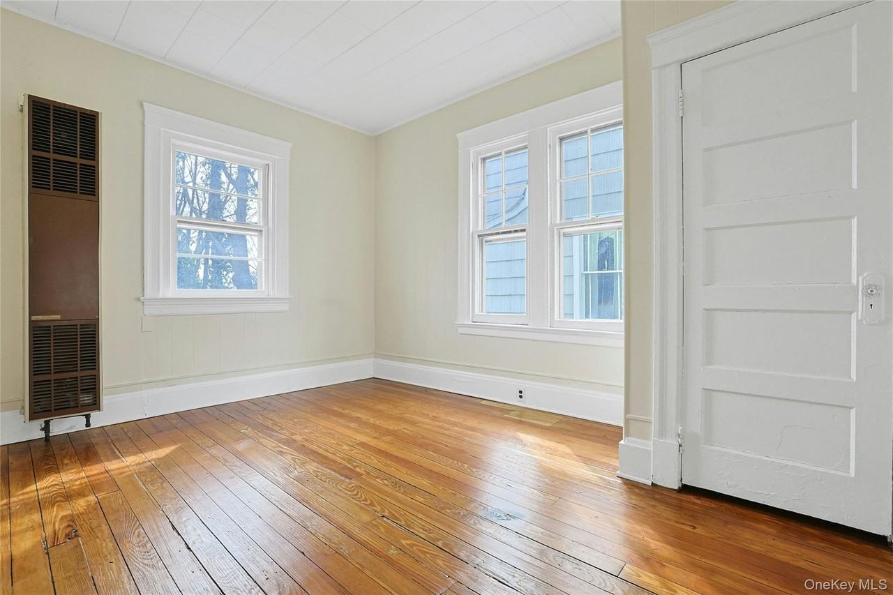 105 S Broadway Unit 104 - Photo 7 of 18