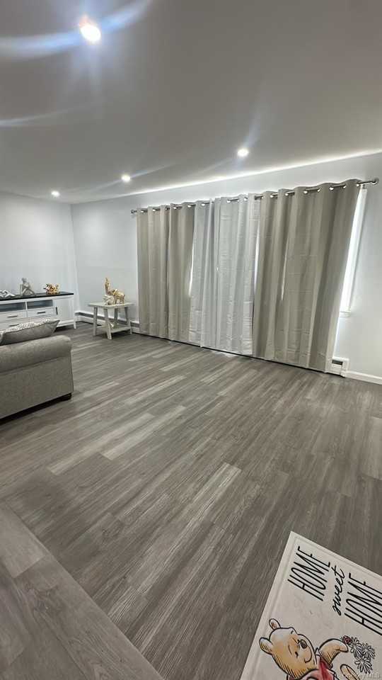 161 Nassau Ln - Photo 3 of 13