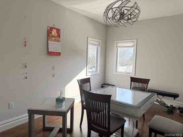 316 Roxbury Rd S - Photo 7 of 20