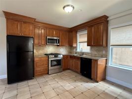 featured image of 5 Brandreth St Unit 2a