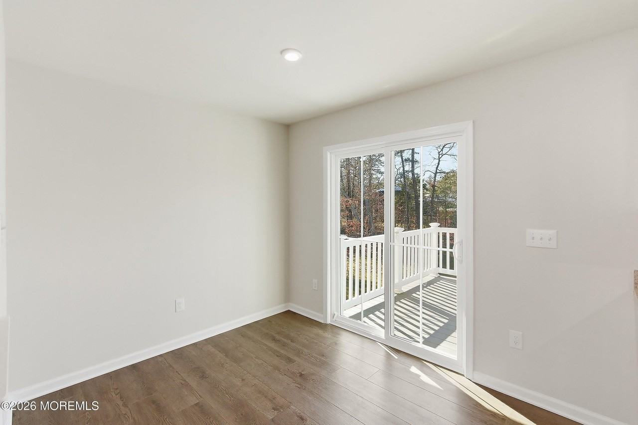 604 Cyprus Ct - Photo 5 of 20