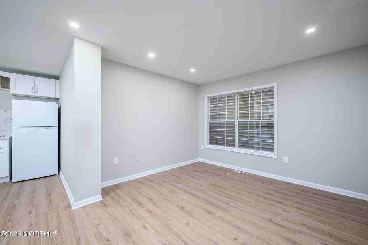 114 Watson Avenue unit: 1 - Photo 6 of 13