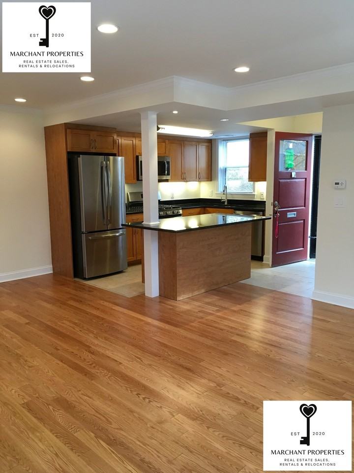 204 Independence Dr #204 - Photo 2 of 14