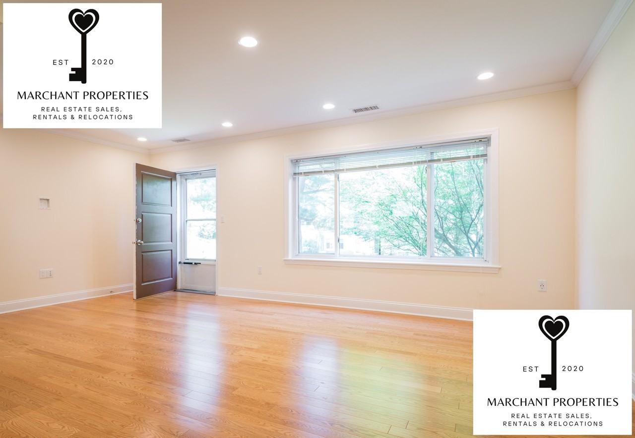 204 Independence Dr #204 - Photo 3 of 14