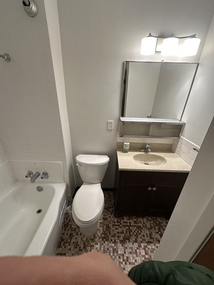 8625 Fremlin St - Photo 3 of 6