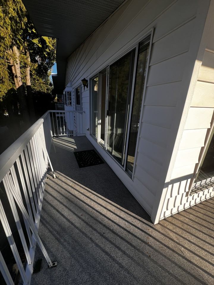 1001 Ridgeway Ave - Photo 2 of 16