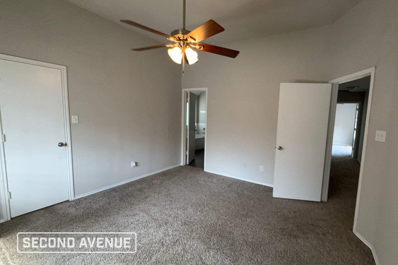 2711 Shawna Lyn Dr - Photo 6 of 18