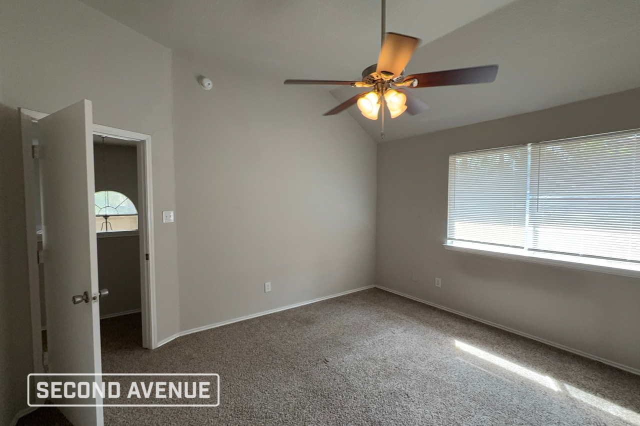 2711 Shawna Lyn Dr - Photo 7 of 18