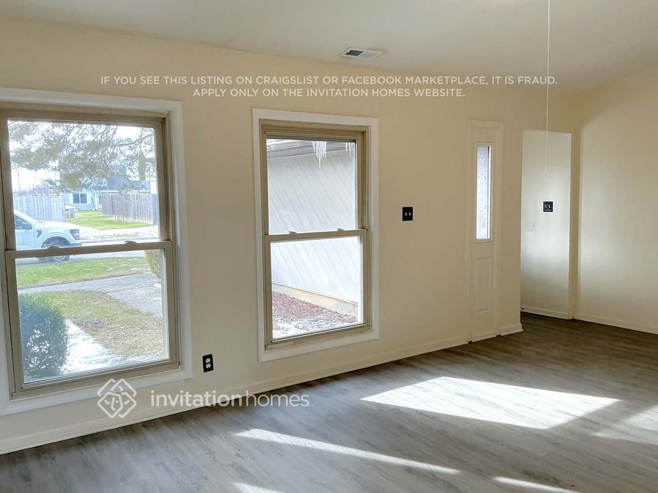 2218 Jasmine Dr - Photo 2 of 12
