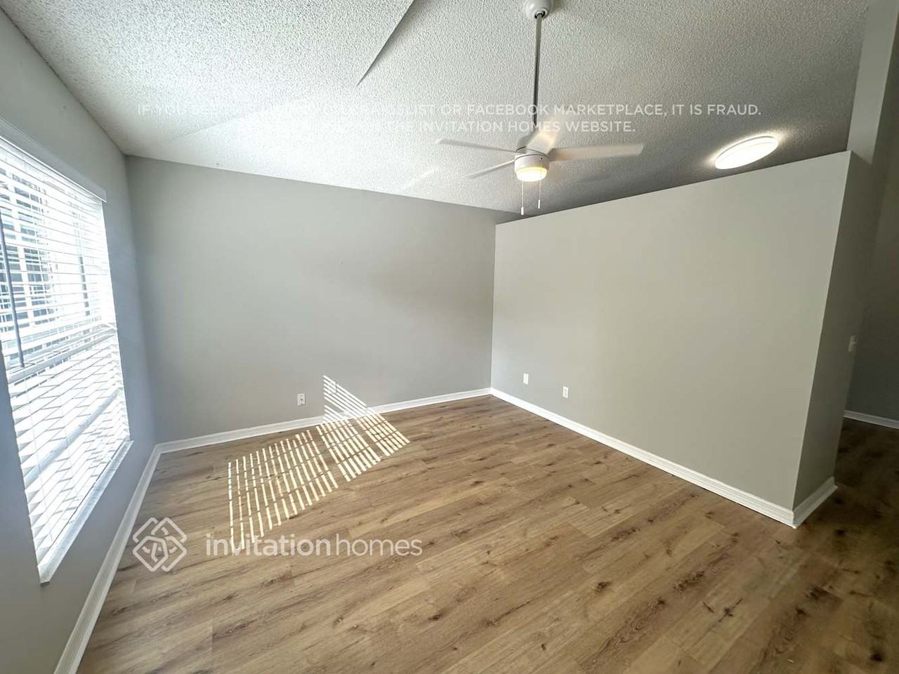 5621 Piney Ridge Dr - Photo 2 of 10