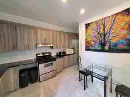 featured image of 5278 Rue Saint-Urbain