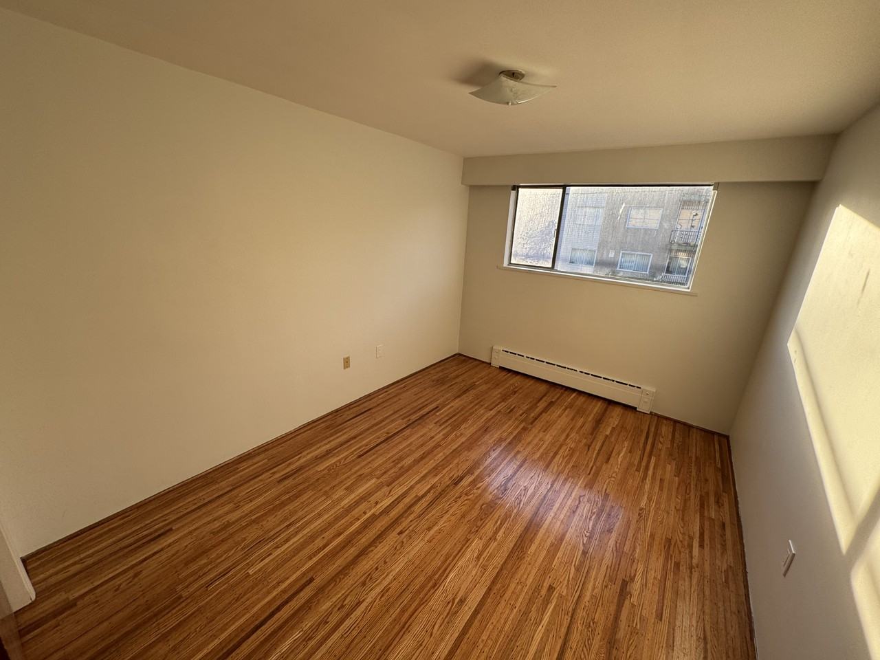 8625 Fremlin St - Photo 5 of 6