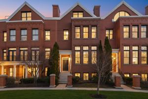 featured image of 1891 Admiral Ct Unit 79