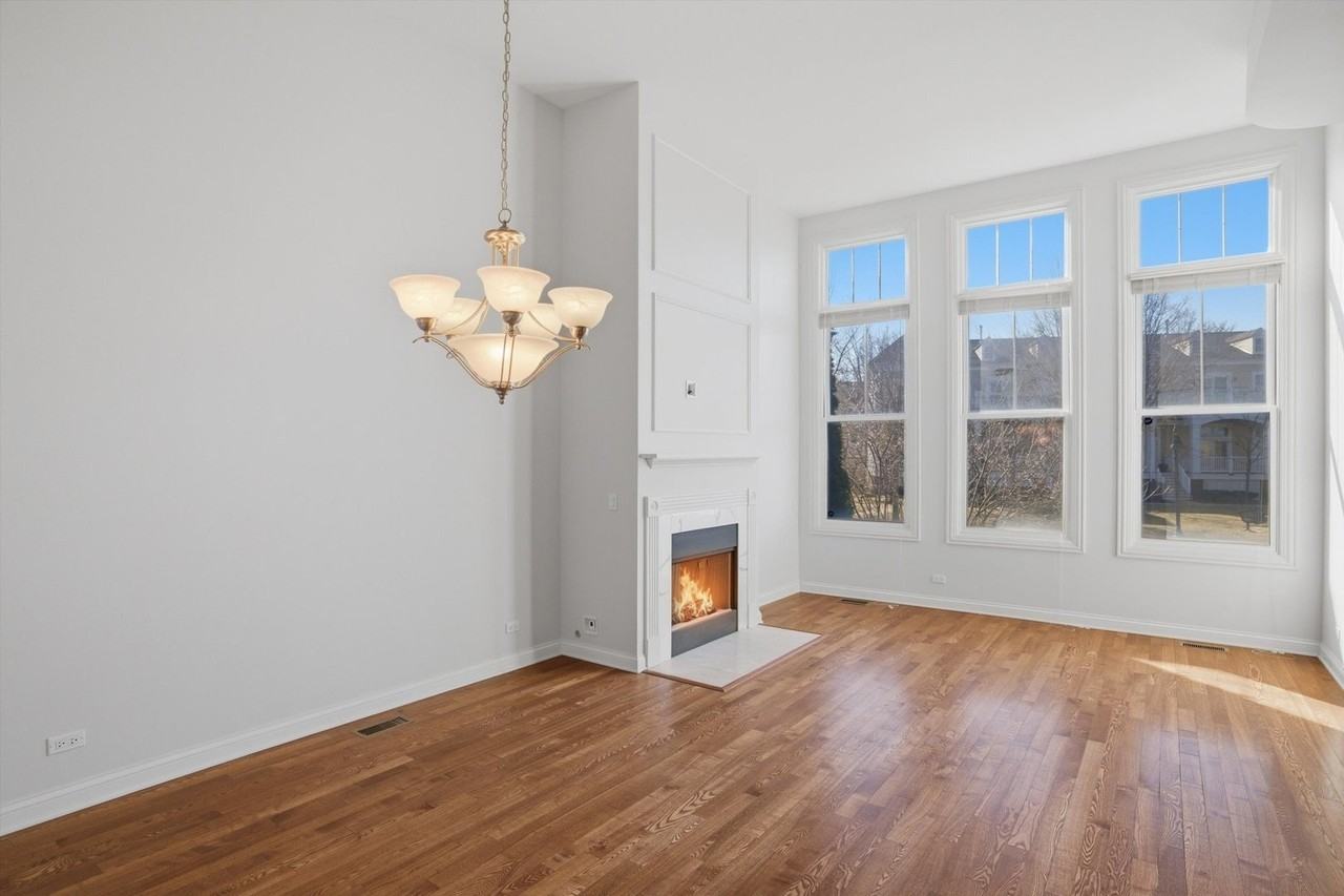 1891 Admiral Ct Unit 79 - Photo 5 of 34