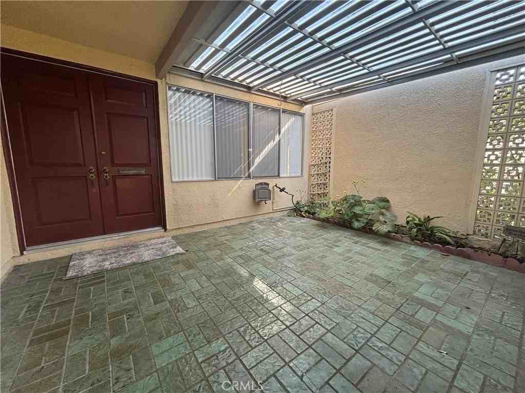 221 Avenida Majorca #D - Photo 3 of 50