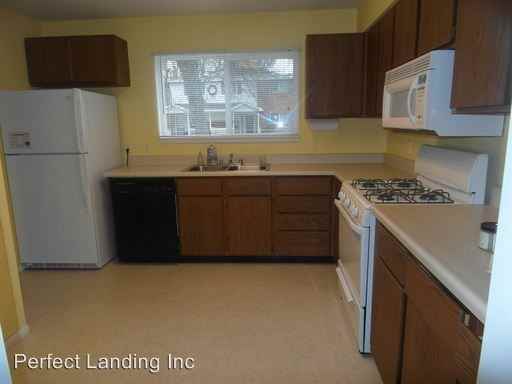 9416 6th St - Photo 3 of 15