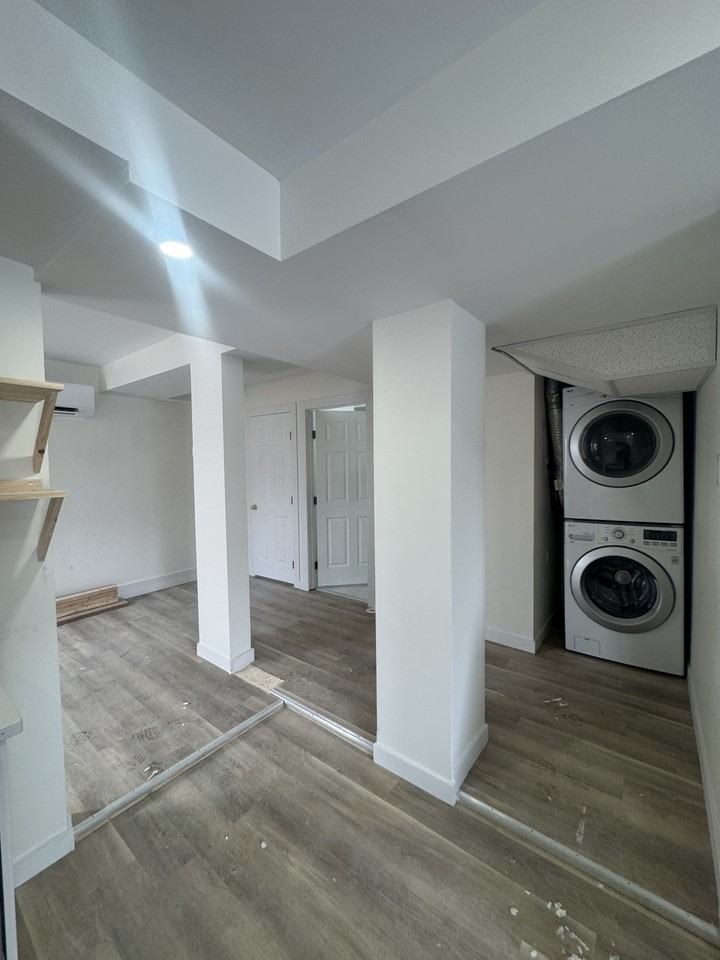 1016 Maitland Ave - Photo 5 of 6