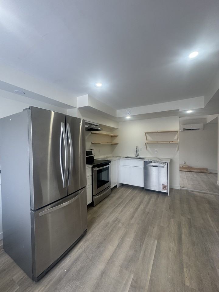 1016 Maitland Ave - Photo 6 of 6