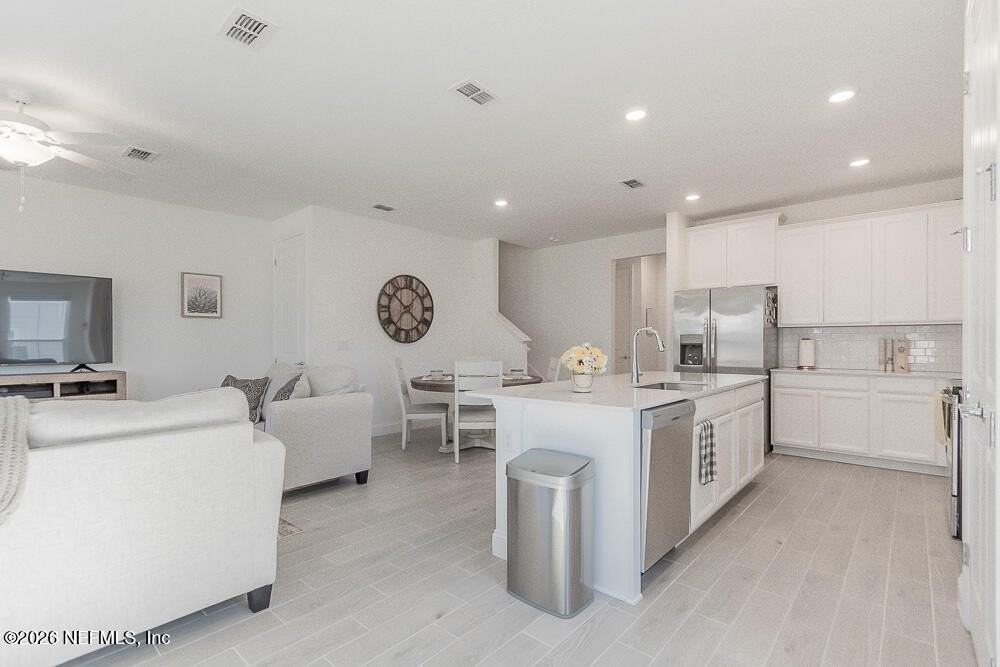 70 Tyson Ct - Photo 6 of 40