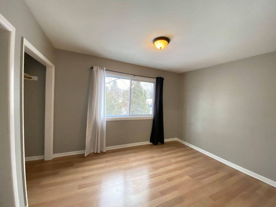 398 Rue Desautels - Photo 3 of 12