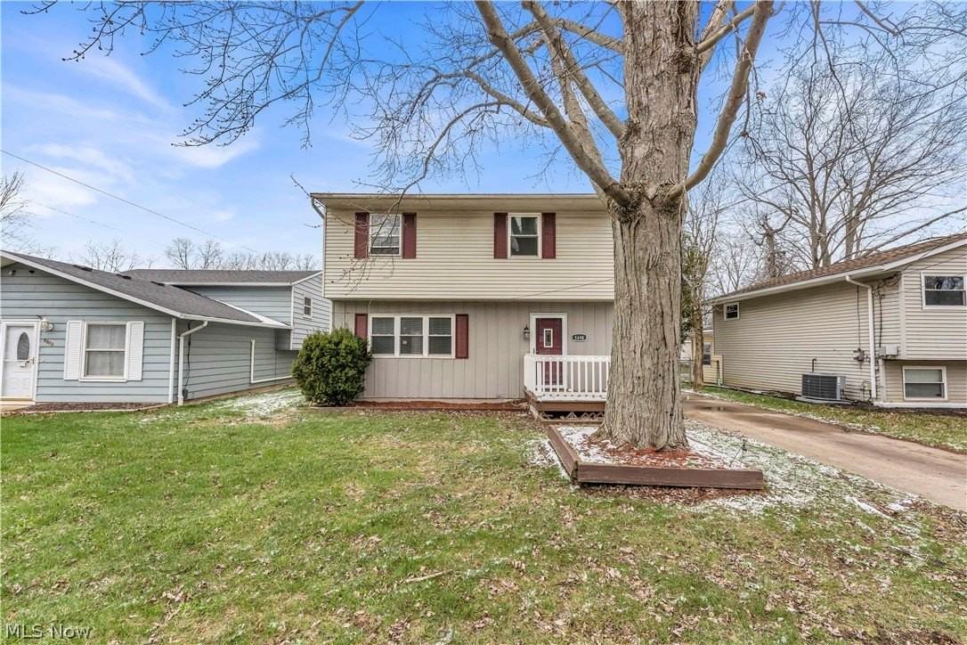 5498 Broad Blvd - Photo 3 of 32