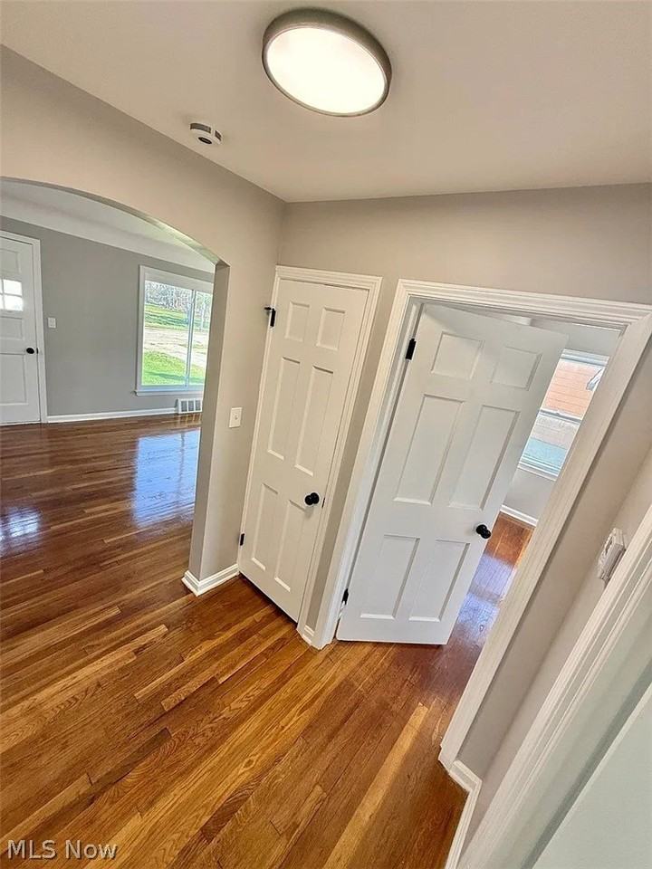 6903 Luelda Ave - Photo 5 of 17