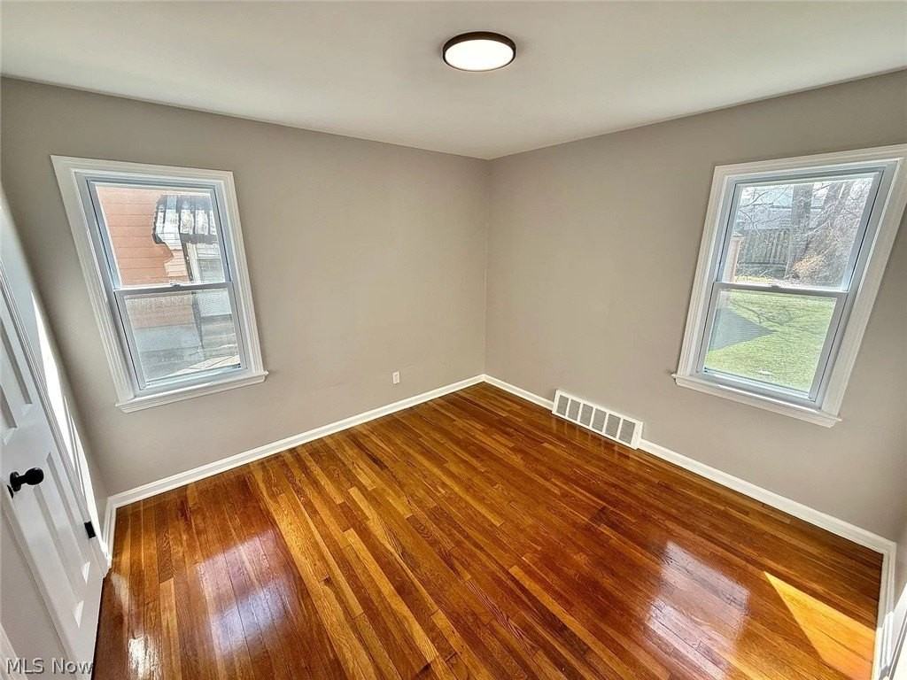 6903 Luelda Ave - Photo 6 of 17