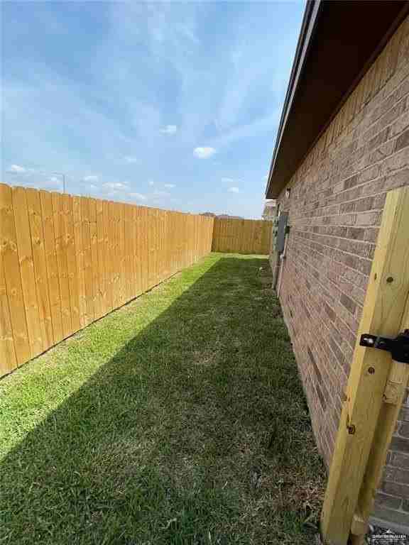 1008 W Kohala Ave #2 - Photo 6 of 9