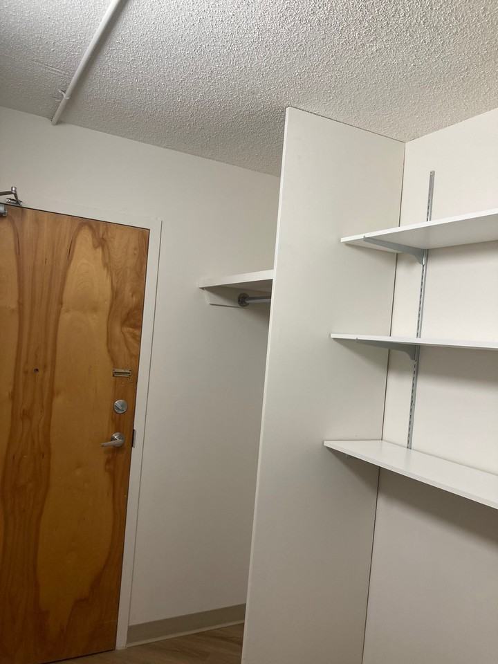 Sek On Toi Senior 55+ Apartments - Photo 4 of 27