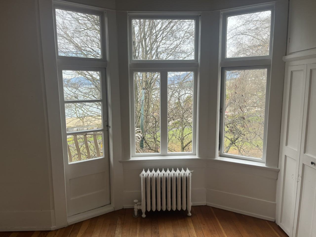 1306 Bidwell St - Photo 4 of 12