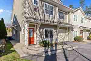 featured image of 123 Foxden Dr #101