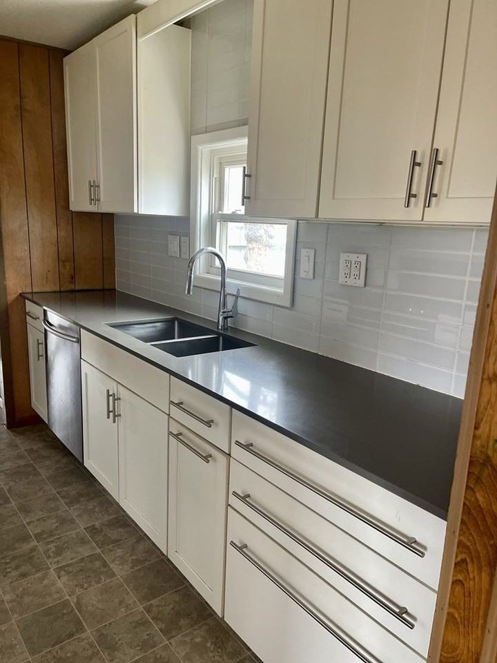 214 Nw Avenue I - Photo 6 of 13