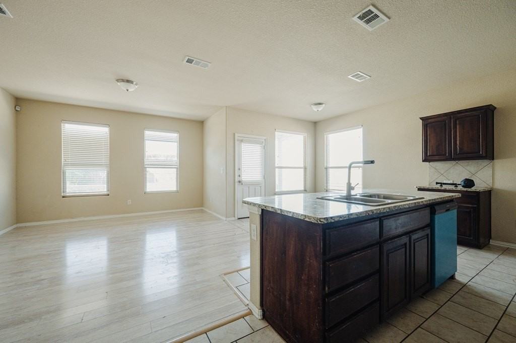 6919 Kate Reed Dr - Photo 5 of 20