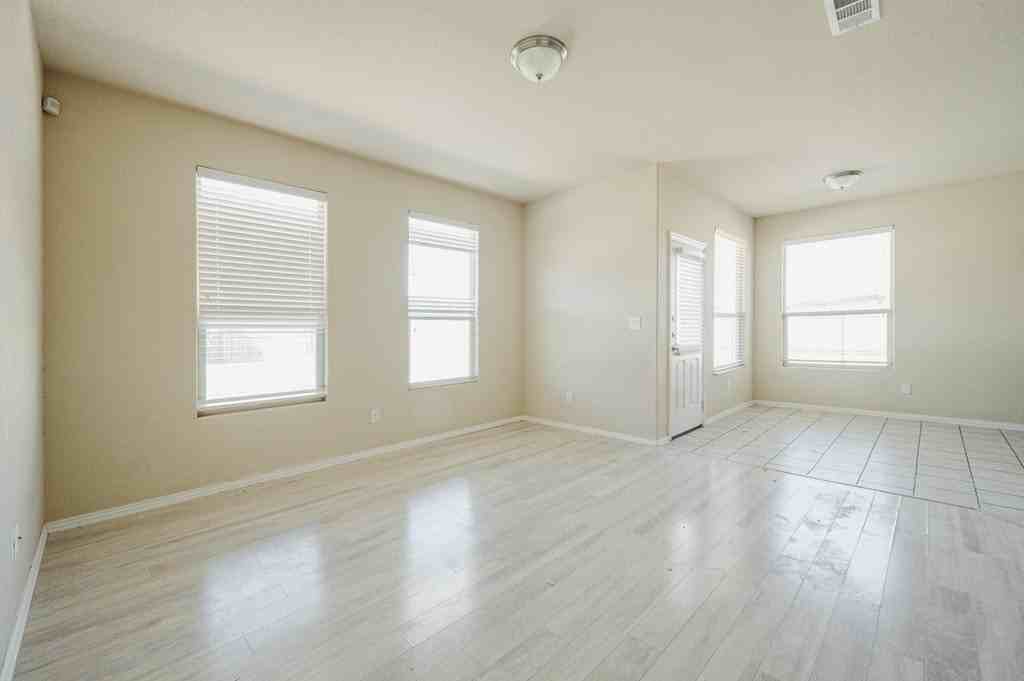 6919 Kate Reed Dr - Photo 7 of 20